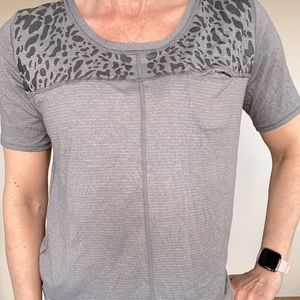 Lululemon T-shirt